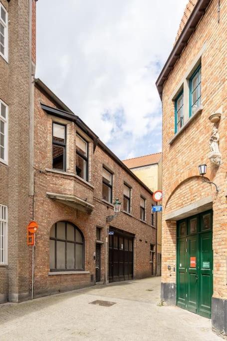 The Bruges Belfry View Apartment Luaran gambar